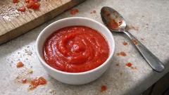 Sugo Pronto: A Simple Cooked-Down Tomato Sauce to Keep on Hand