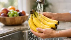 The 10-second banana rinse that helps keep fruit flies away